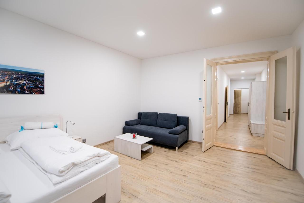 Apartmany Velke Namesti 크로메르지 외부 사진